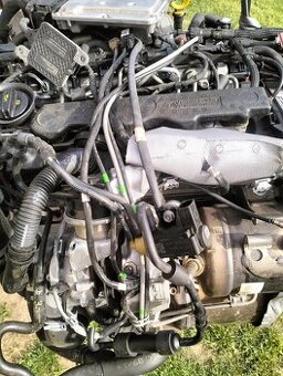 Motor 2liter 110kw pasat b8 kod DFGA