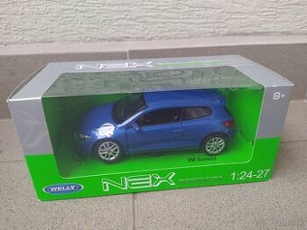 Predám tento kovový model vw scircooco. Otvaratelna kapota a