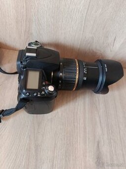 Nikon D90