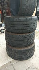 245/45r17