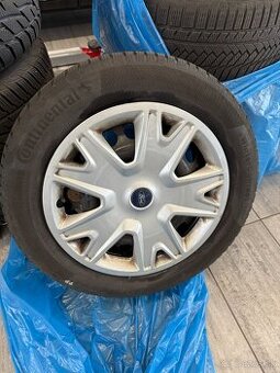 Ford Kuga plechove disky z letnými pneu