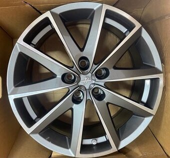 5x114,3 R18 8J ET30 Fondmetal 7600 titanium polished