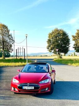 Predám Teslu Model S 85Р