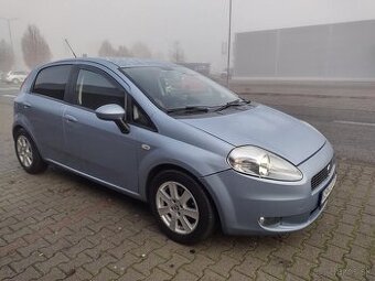 Predám Fiat Grande Punto 1.2 Šport 8V  klímou M5 5d TOP STAV - 1