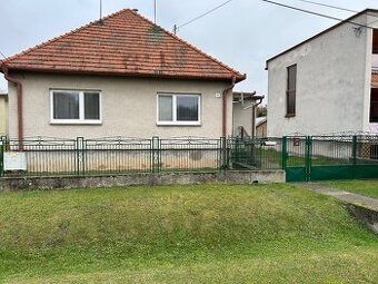 Predaj rodinného domu Sľažany