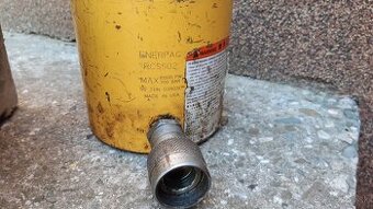 jednočinný hydraulicky zvihaci válec + cerpadlo / agregat - 1