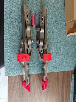 2x Vystreľovacie držiaky na udicu do zeme