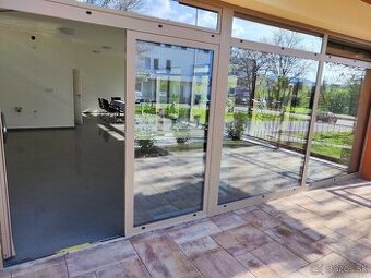 Prémiový presklený obchodný priestor - Kaskády - 1