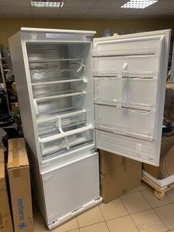 Chladnička s mrazničkou LORD C-27