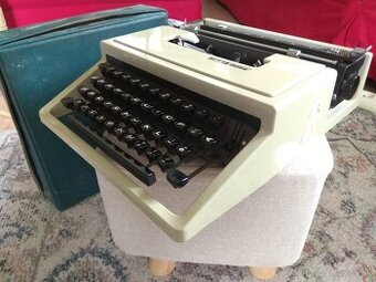 predám prenosný písací stroj Olivetti DORA 1965-70