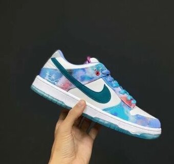 Nike SB Dunk Low x Futura