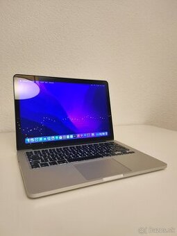 MacBook Pro 2015 | i5 • 8GB • 256GB SSD