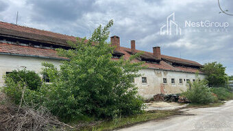 EXKLUZÍVNE  PREDAJ sklad v Záhorskej Vsi