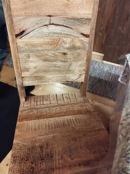 Drevená stolička mango