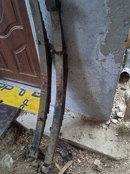 Aro  m461  predne listove pera