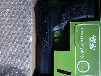 Airsoftová zbraň s Blowbackom CZ 75 P-07