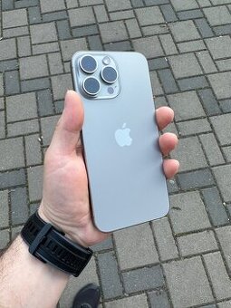 Predam iPhone 15 pro max 256gb