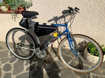 Cestný bicykel