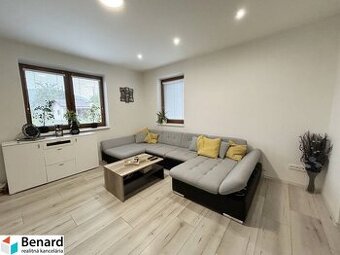 NA PREDAJ PEKNÝ 3-IZBOVÝ RD V MEDZANOCH, 800 M2, OKR.PREŠOV