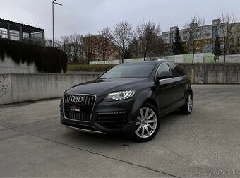 Audi Q7 S-line