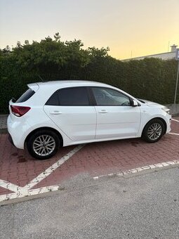 KIA Rio 2023, GOLD
