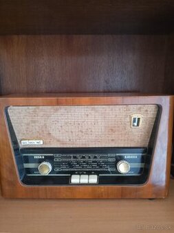 Predám staré rádio a gramofón - 1