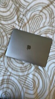 MacBook Pro 13" (2017)