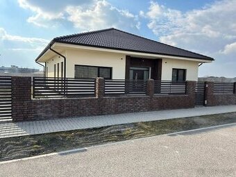 Nádherný 4. izbový rodinný dom v meste Dunajská Streda