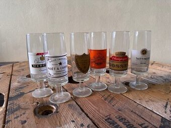 Zberateľská sada pohárov na šampanské