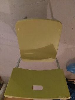 Plastove stolicky 4ks