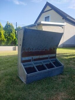 Krmítko pre ošípané, hydinu, ovce....