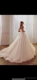 Svadobné šaty