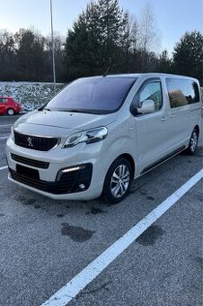 Prenájom 8 miestneho auta/ Peugeot Traveller