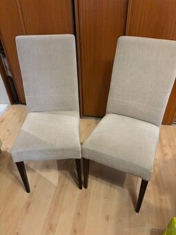 Jedalenské stoličky - 1