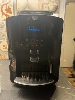 Kavovar Krups Quatro force