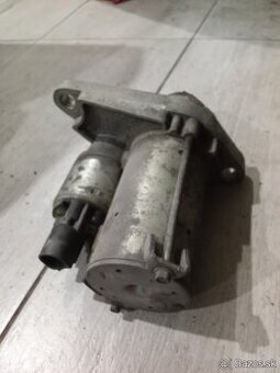 Predám štartér na škoda Fabia 1.2 HTP 47kw rok výroby 2006