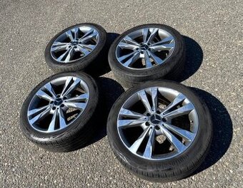 Original 18" Mercedes-Benz kolesa 225/45 R18