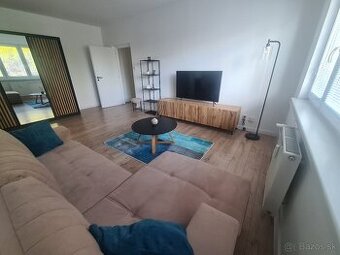 Prenájom 2 izb.byt Bulvár