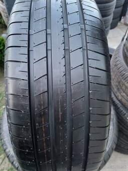 225/55R17 Bridgestone turanza 8mm