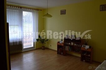 REZERVOVANÉ Predaj 3 - izbového, veľkometrážneho bytu za su