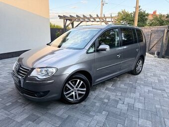 Volkswagen Touran 1.4Tsi DSag automat