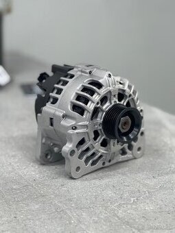 Alternátor valeo 70A