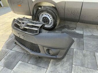 Predný nárazník s maskou Dacia sandero logan
