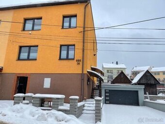 Rodinný dom s garážou - Námestovo