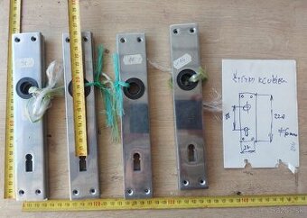 hlinikove retro stitky klucky dveri