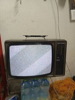 Tesla retro color 1987