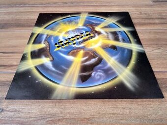Lp STRYPER - The Yellow and Black Attack