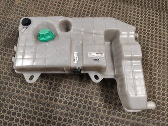 Iveco Stralis,Trakker nadrzka na vodu