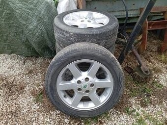 Land Rover Freelander 225/55R17