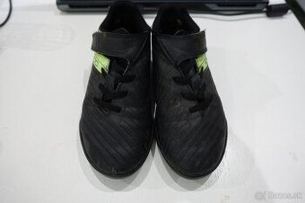 Predám detské turfy kipsta veľkosť 33